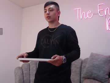 dan__logan - Live Performer