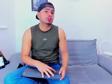 enrique_villa23 - Live Performer