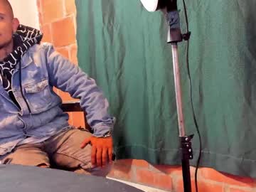 erostian - Live Performer