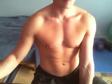 kiss_my_gunsss - Live Performer