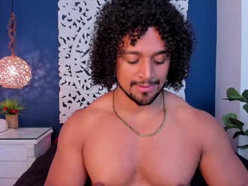 mike_estevess - Live Performer