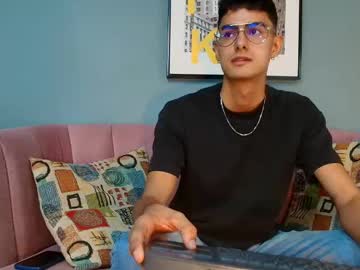 niko_west - Live Performer