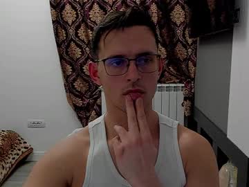 sexxymuscles4u - Live Performer