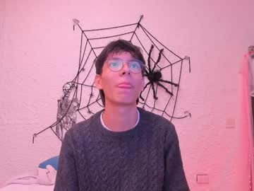 _alexandersawyer_, Age 19, M – Feet & 18 - Live Performer