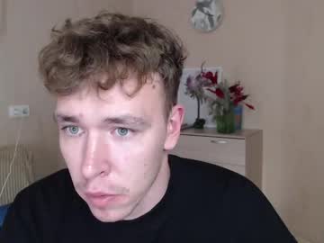 _antin3uk_, Age 19, M – 18 & Student - Live Performer