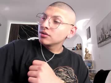 a_lejandro_08's Profile Image