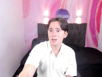 aaron_latinboy25 - Live Performer