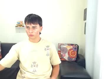 Aaxell18, Age 19, M - Live Performer