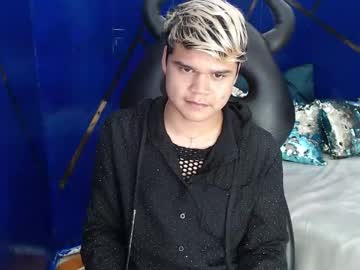Abrahan_moral, Age 21, M - Live Performer
