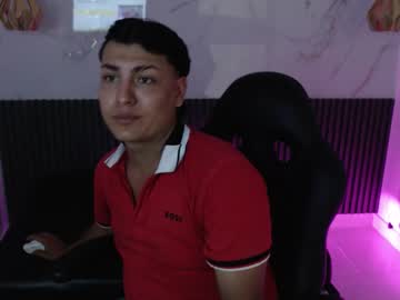 Actisain, Age 22, M – Bigcock & 18 - Live Performer