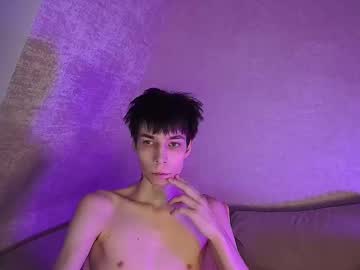 adam_kpoy - Live Performer