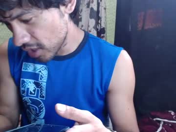 adam_x256 - Live Performer