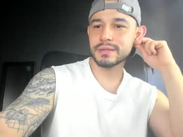 adel_hard - Live Performer