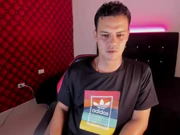Adonis_s7s, Age 29, M – Bigcock & Latin - Live Performer