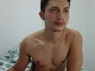 alejandro_g23 - Live Performer