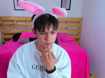 alex_641 - Live Performer