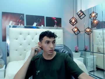 alexander_russoo - Live Performer