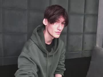 Allureace, Age 21, M – 18 & Young - Live Performer