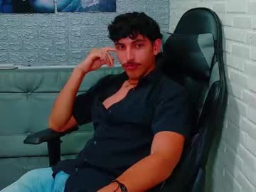 Angelo_mercury, Age 23, M – New & Dominant - Live Performer