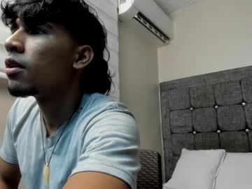 aris_kenar - Live Performer