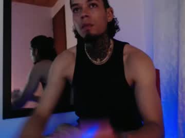 aron_kahos - Live Performer
