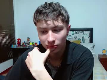 aron_miller18 - Live Performer