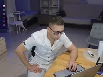 Artenniuss35, Age 25, M – New & Bigcock - Live Performer