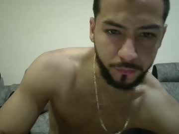 Arthur1718, Age 24, M – Muscle & Bigcock - Live Performer