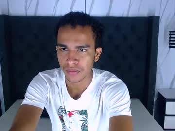 Aston_vera, Age 21, M – Young & Pvt - Live Performer