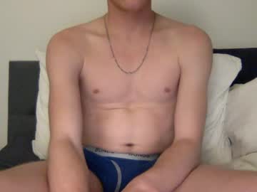 aussieblondetwink - Live Performer