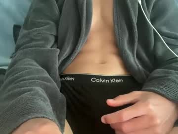 b0ycurved19 - Live Performer