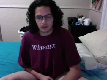 B8torbro, Age 22, M – College & Ass - Live Performer