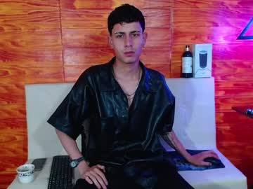 bastiaan_28 - Live Performer