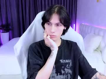 Bd_black, Age 19, M – New & Twink - Live Performer