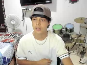 Ben_falcon, Age 21, M – Bigcock & Cum - Live Performer
