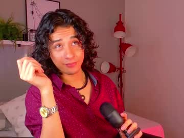 Benjifiore_, Age 22, M – 18 & Latino - Live Performer