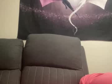 Bigdickenergy420, Age 26, M - Live Performer