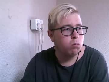 Bisexualboy05, Age 20, M – Naked & Hornyteen - Live Performer
