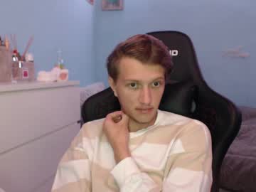 Blondmusie, Age 20, M – German & Uncut - Live Performer