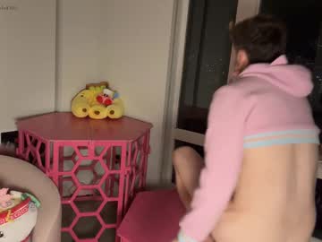 Blossombolt, M – Twink & New - Live Performer