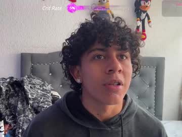 bradley_strong_ - Live Performer