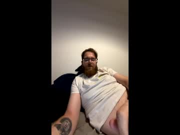 cal3354 - Live Performer