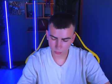 Calvin_perry, Age 21, M – 18 & New - Live Performer