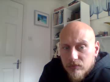 Charliephandguest, Age 30, M – Naughty & Working - Live Performer