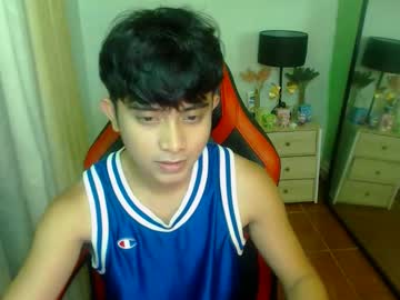 Chris_walker22, Age 24, M – Bigcock & Asian - Live Performer