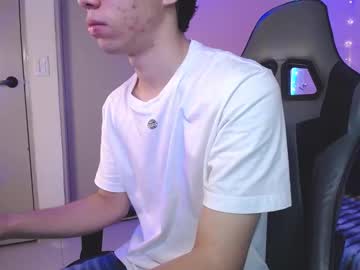 Colin_boy76, Age 19, M – Bigcock & Cum - Live Performer