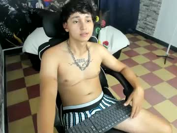 Dan_cristancho, Age 19, M – Bigcock & Cum - Live Performer