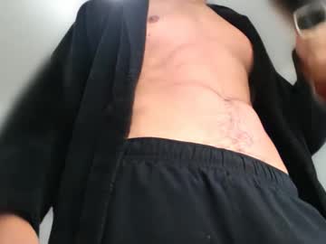 Danielr332, M – Hairy & Athletic - Live Performer