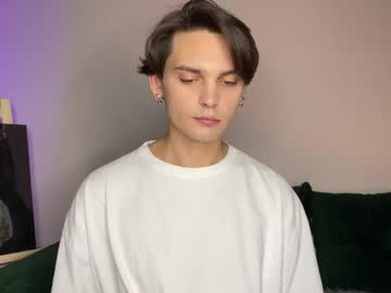 Danieltuckerr, M – New & Gay - Live Performer