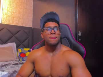 Dany_dryy, Age 23, M – Ebony & Lovense - Live Performer
